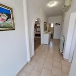 Fuer 5 Personen Mit Balkon By Interhome