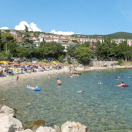 Fuer 5 Personen Mit Balkon By Interhome Crikvenica